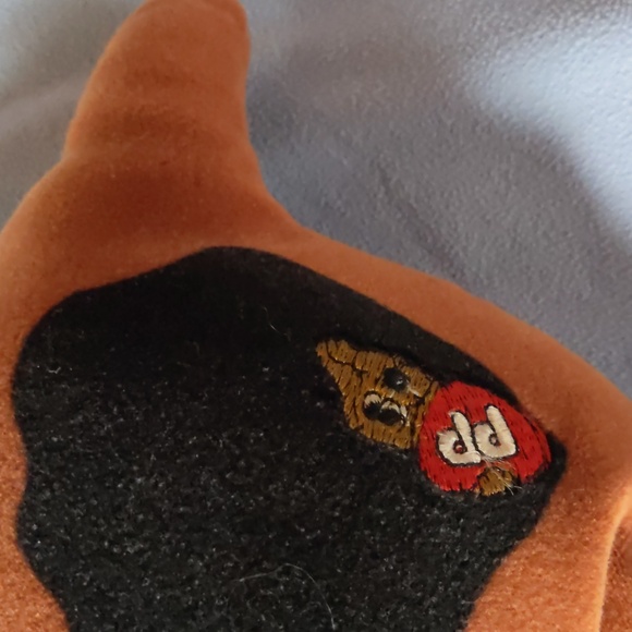 pound puppies vintage, 1 large, 4 newborn - Picture 3 of 7